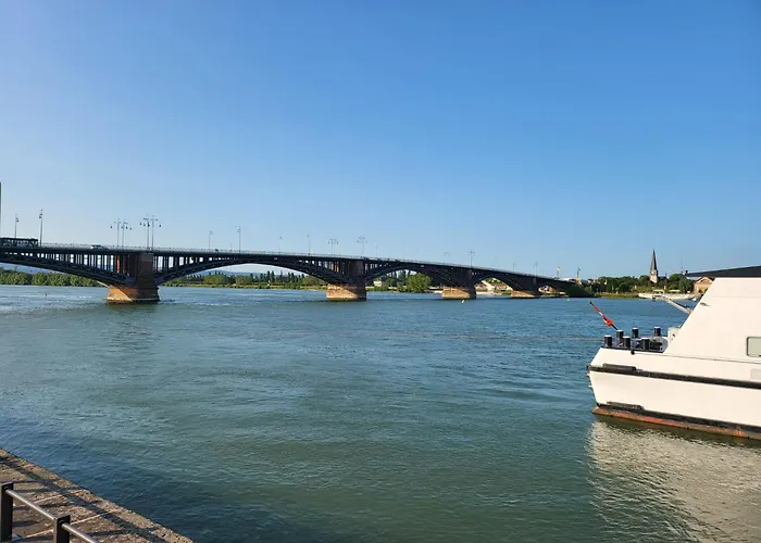 Schoenes An Der Uniklinik
